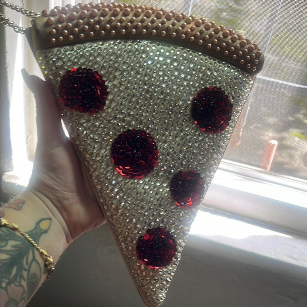 The Kate Spade Pizza Purse ✨ 🍕